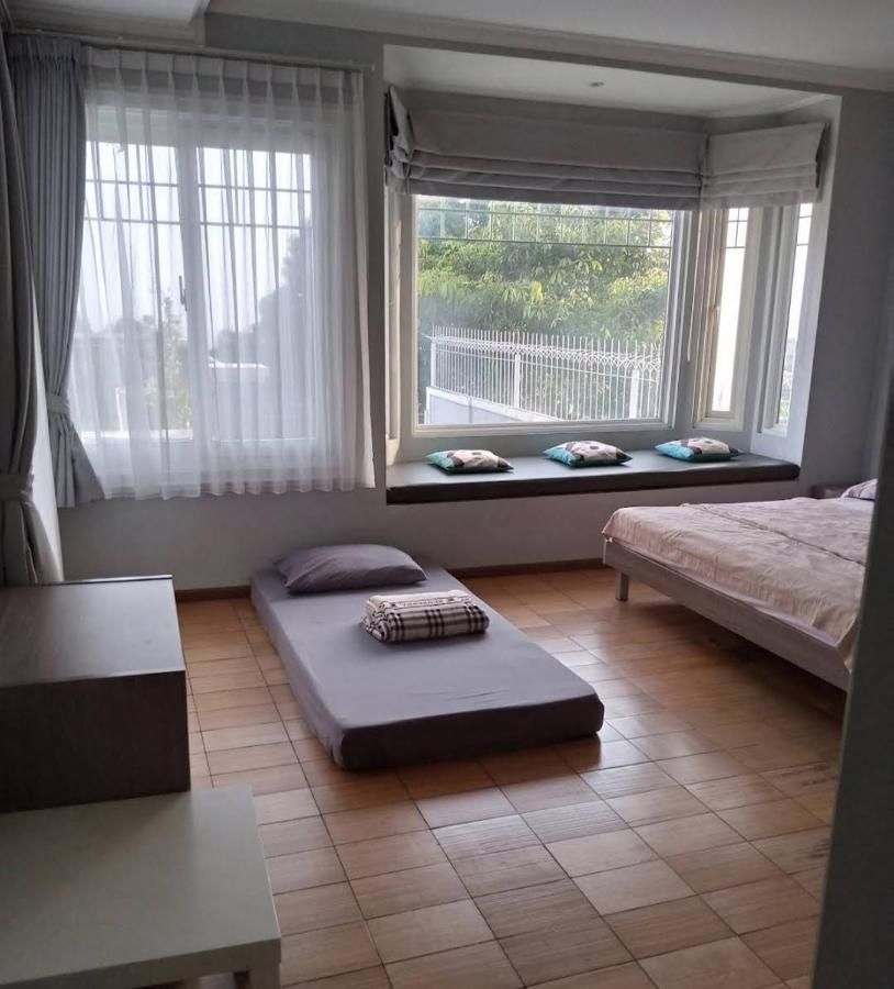 Villa 360 Lembang Eksteriør bilde